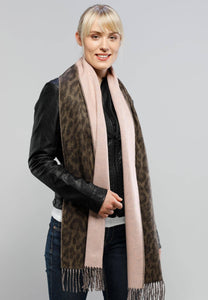 Two Tone Leo Woven Cashmink® Scarf: Camel/peach