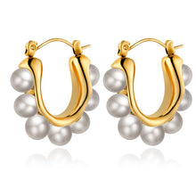 Load image into Gallery viewer, Gold pearl huggie earring