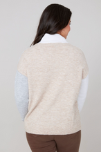 Load image into Gallery viewer, Renuar Knit Sweater w/ Pocket on Front