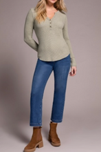 Load image into Gallery viewer, Henley Top w/ Buttons - Olive Leaf