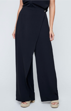 Load image into Gallery viewer, Renuar Women Gaucho - Black