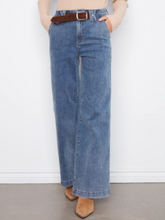 Load image into Gallery viewer, Charlie B Wide Leg Jeans with Removable Belt