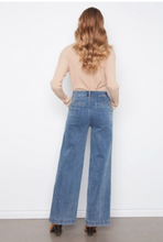 Load image into Gallery viewer, Charlie B Wide Leg Jeans with Removable Belt