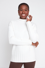 Load image into Gallery viewer, Renuar Creme Knit Sweater