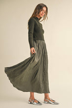 Load image into Gallery viewer, D3778  SWEATER COMBO WOVEN DRESS: OLIVE / M