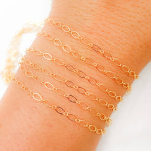 Load image into Gallery viewer, 1016FGF. 14K Gold-Filled Flat Oval and Round Link Chain: 1 Ft. / 4.1mm-5mm / Long &amp; Short