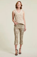 Load image into Gallery viewer, Tribal Flatten-It Pull-On Printed Capri
