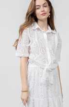 Load image into Gallery viewer, Ivy Jane Eyelet Tie &amp; Go Top